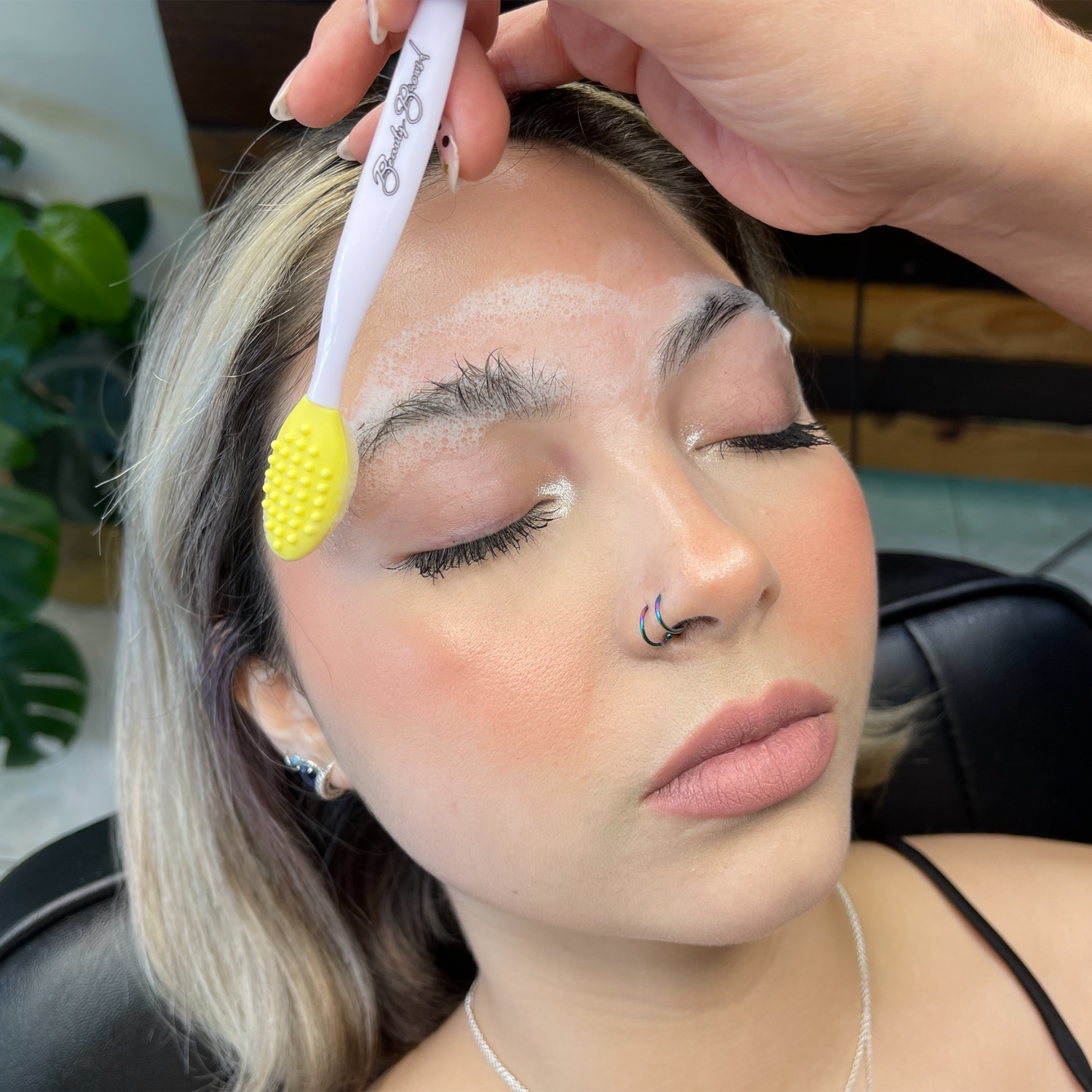 BUBBLE BROWS